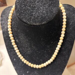 Elegant Beige Beaded Necklace